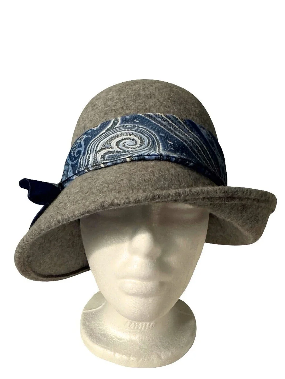 Bettina 100% Wool Gray Cloche Bucket Hat Made in Italy – Paisley Silk Band